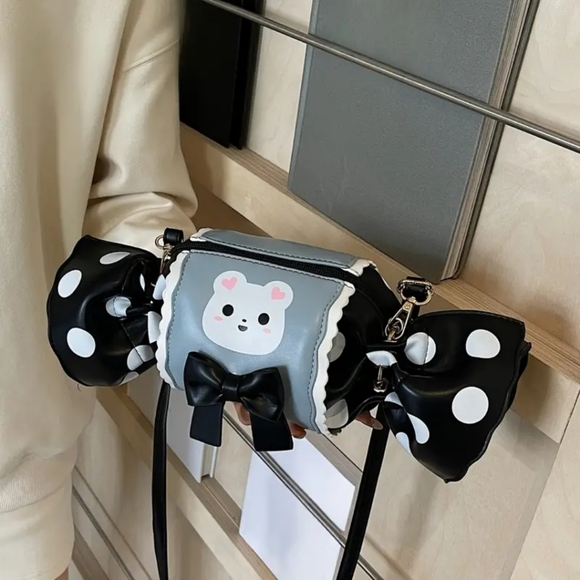 Candy Shape Crossbody Bag Cartoon Bow - Picture 3 of 5
